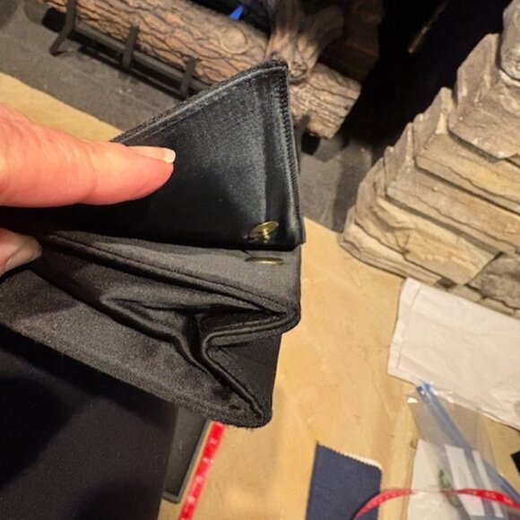 Vintage Chunn Paris Handmade in France Black Silk with Floral Embroidery Clutch - Picture 9 of 9